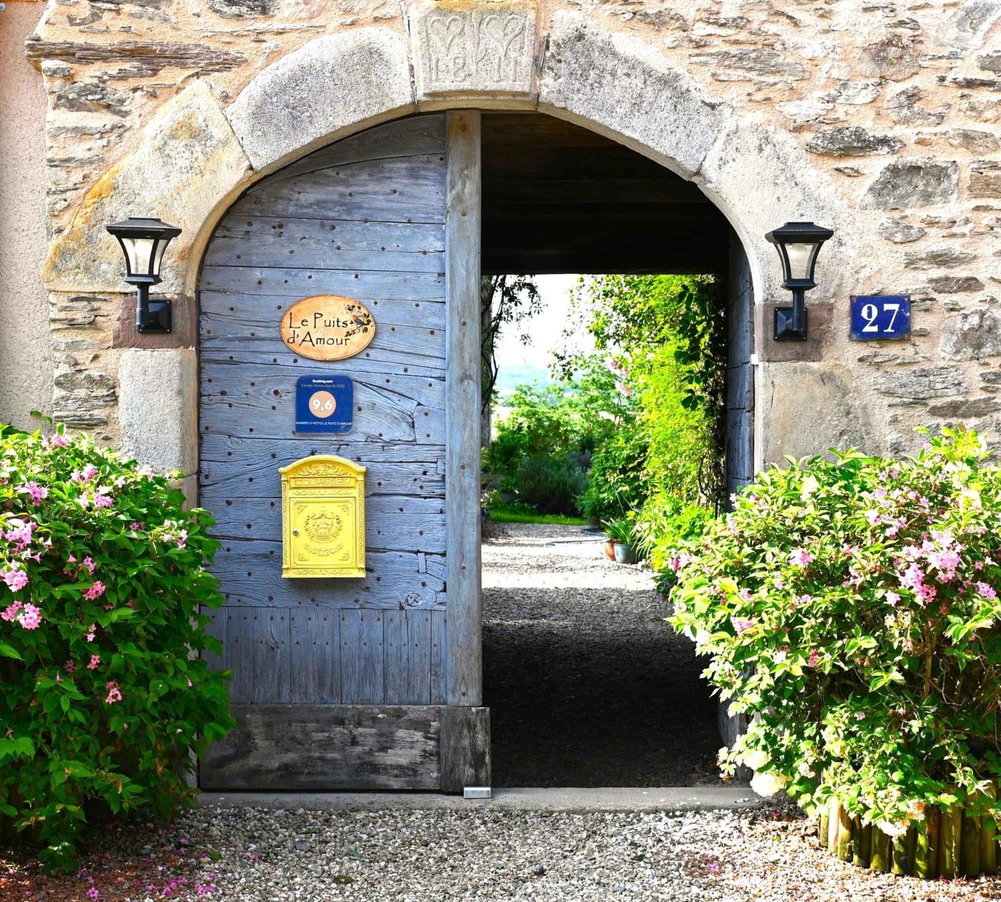 Chambres D'Hotes Le Puits D'Amour Mirandol-Bourgnounac Exterior foto